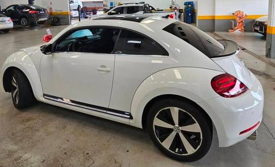 VOLKSWAGEN FUSCA 2.0 TSI 16V GASOLINA 2P AUTOMÁTICO